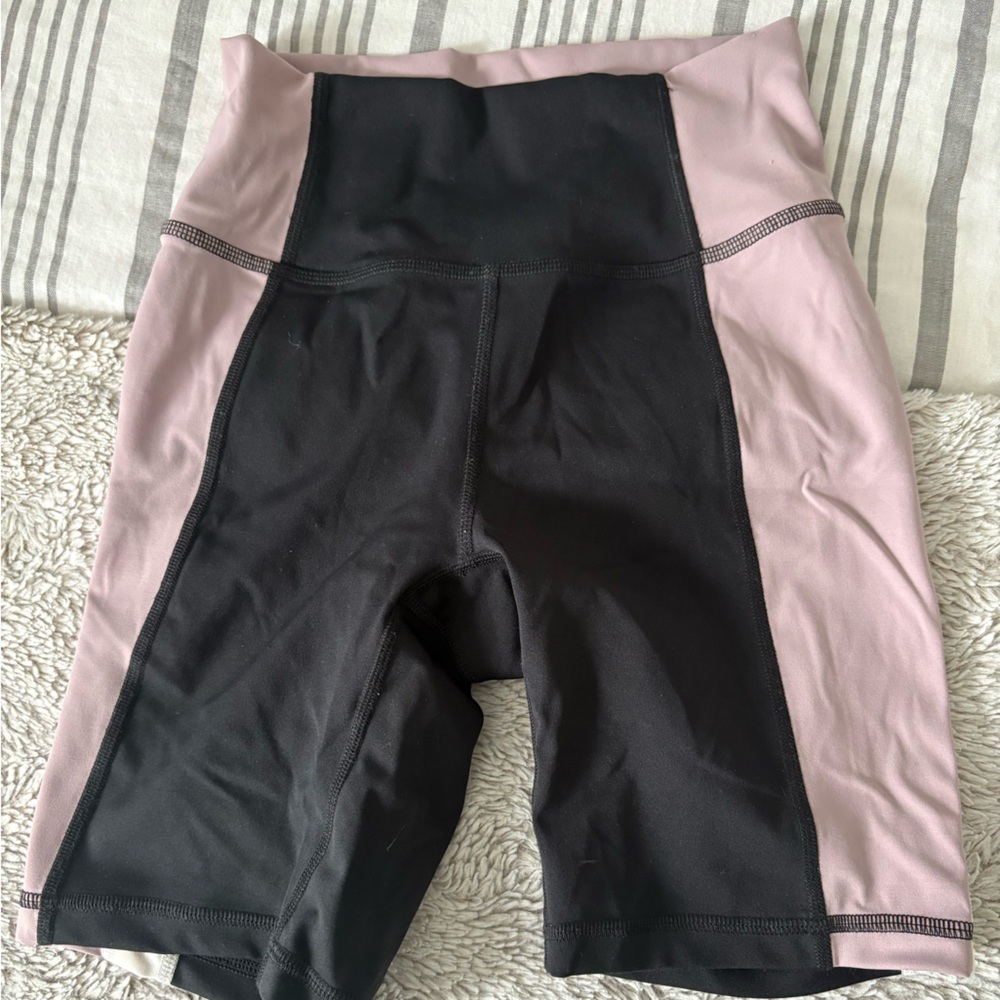 Gilly Hicks High-Waist Colorblock Women’s Bike Shorts - Black & Mauve